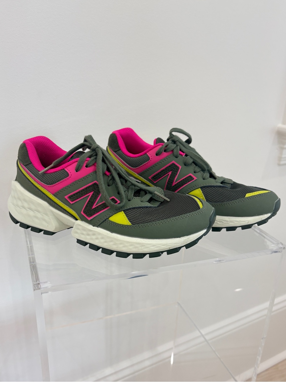 New Balance 574 FIGS Collab in Olive Green, Hot Pink & Yellow Women's Sneakers - Picture 10 of 14